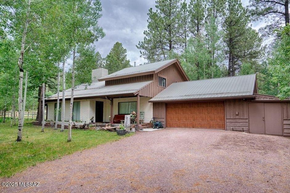 Currently Displayed Property Photo