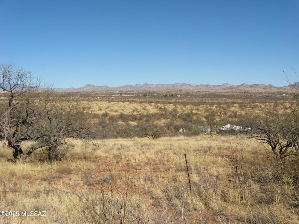 Currently Displayed Property Photo