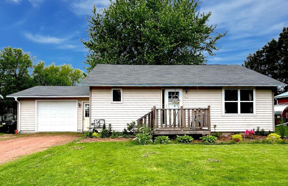 Currently Displayed Property Photo