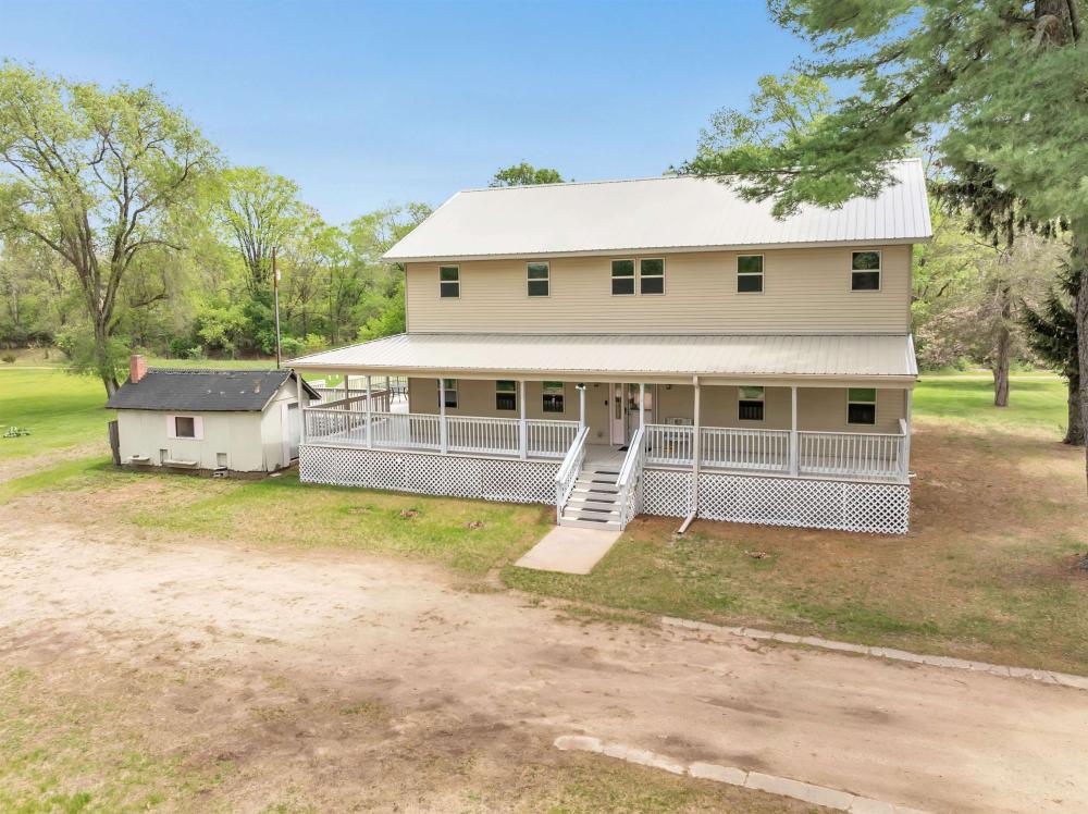 Currently Displayed Property Photo