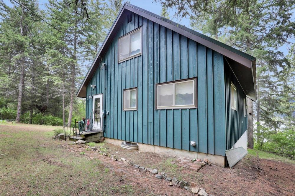 Currently Displayed Property Photo