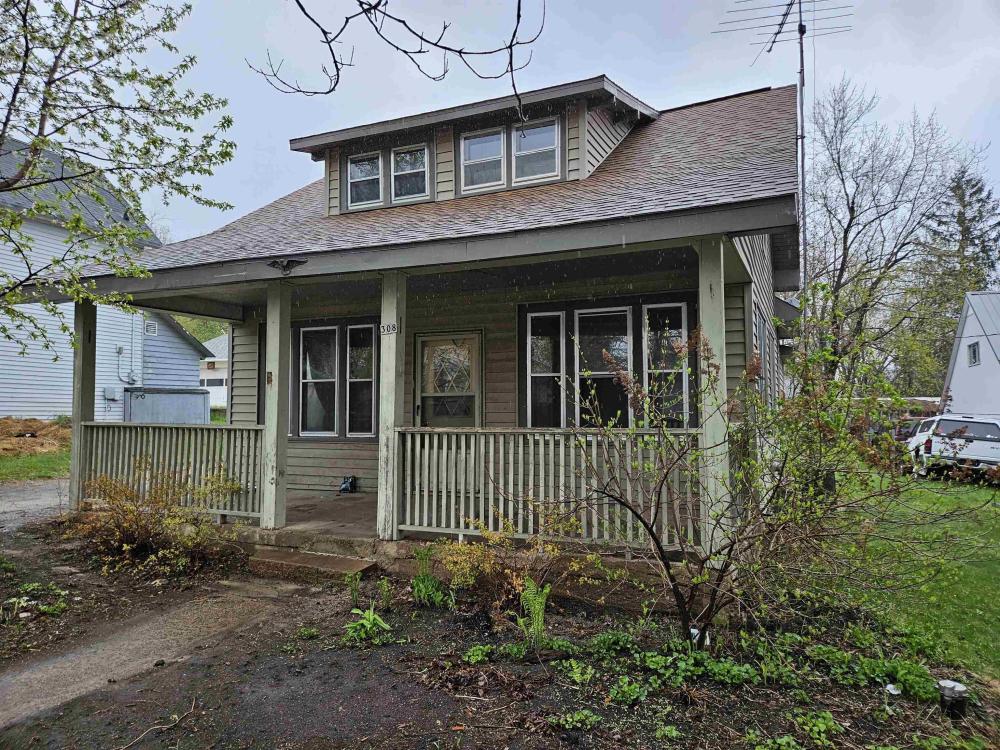 Currently Displayed Property Photo